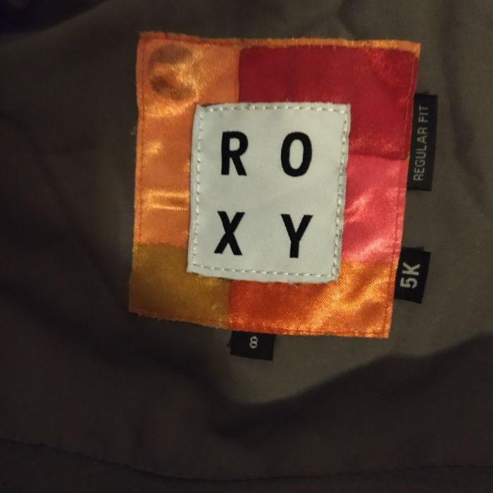 Ски яке Roxy за 8 години