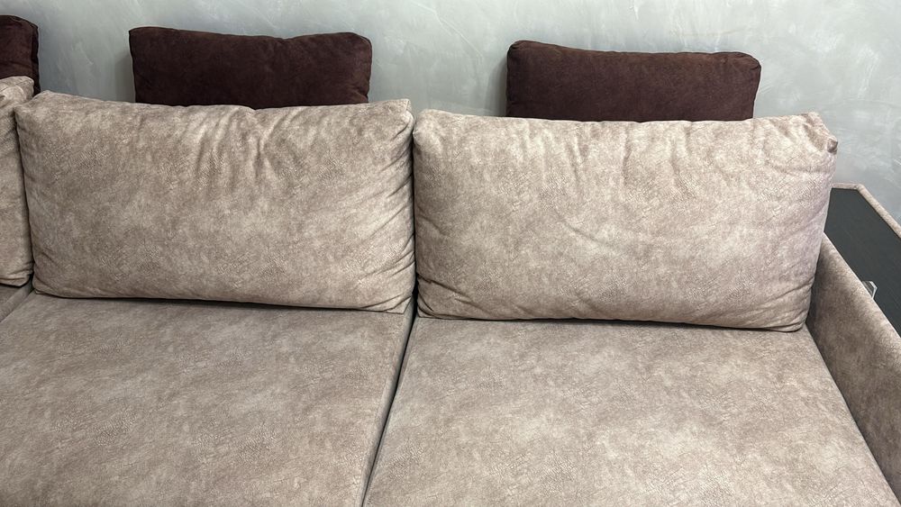 Продается диван раскладной. Срочно