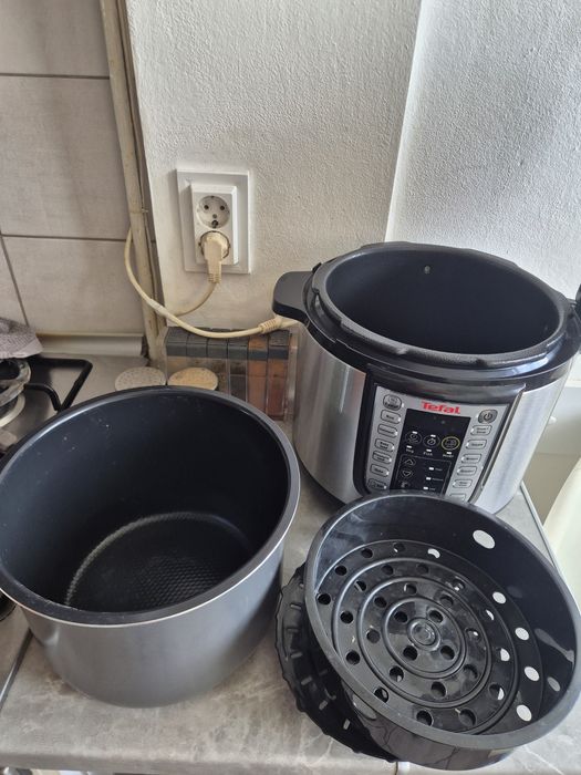 Oala sub presiune Tefal