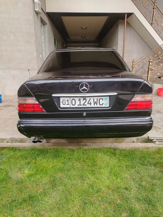 Mercedes benzin W124 srochna sotiladi