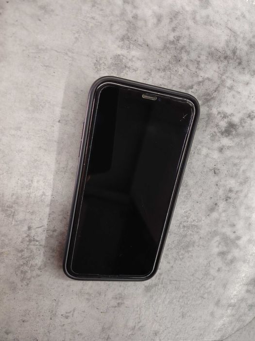 Iphone Xr 128gb в отл состоянии