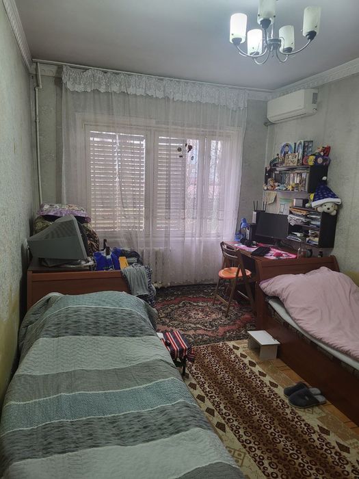 Массив себзар 4/1/4 квартира продаётся строчно