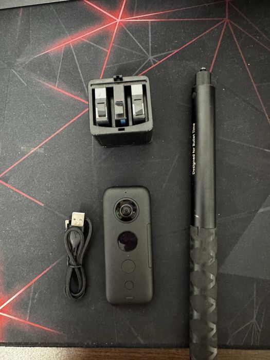 Insta360 One X пълен комплект
