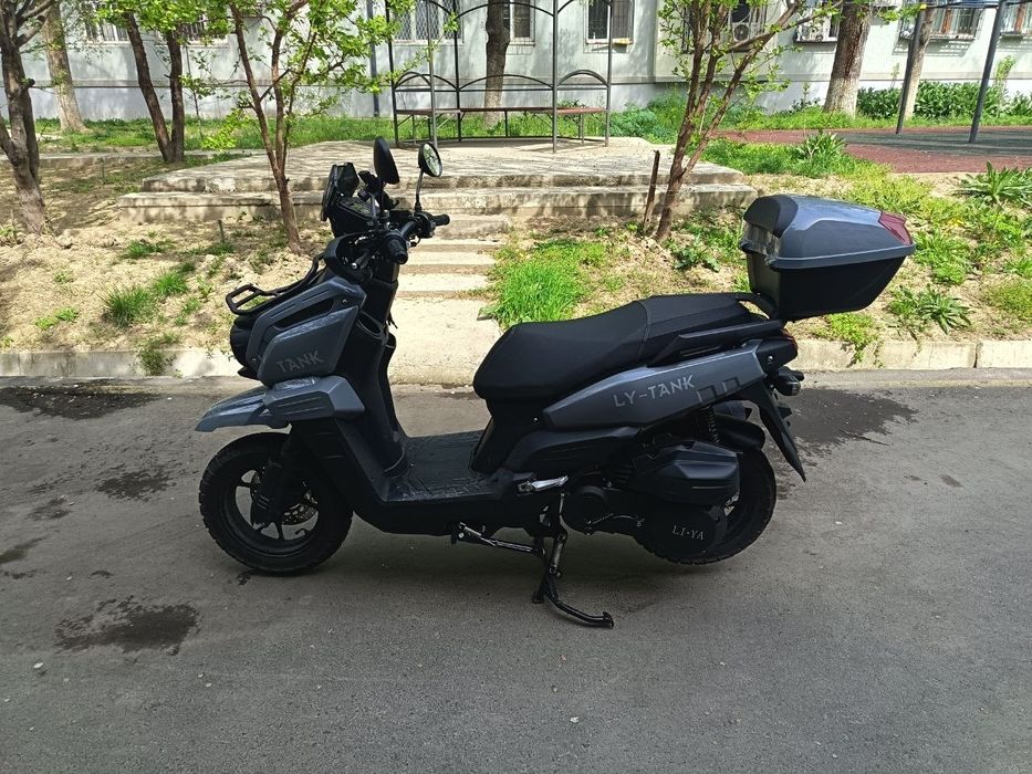 Скутер танк в хорошем состоянии