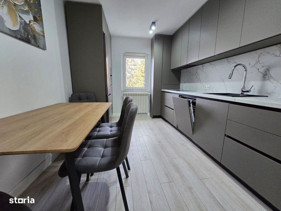 Inchiriere 4 camere finisate, mobilate, garaj inclus -Zorilor