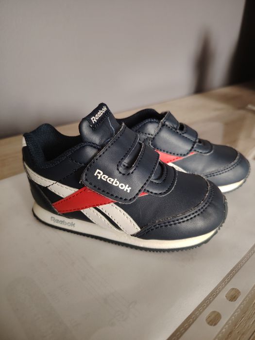 Adidasi Reebok  Nr. 21.5