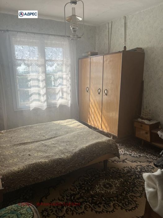 Къща в Плевен, област-с.Божурица площ 136 цена 40000