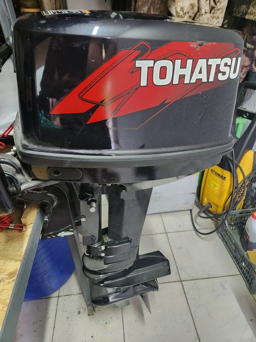 Подвесной лодочный мотор