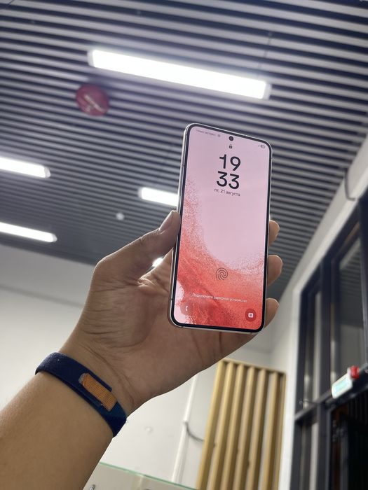 Samsung S22 128/8 в идеале!!!