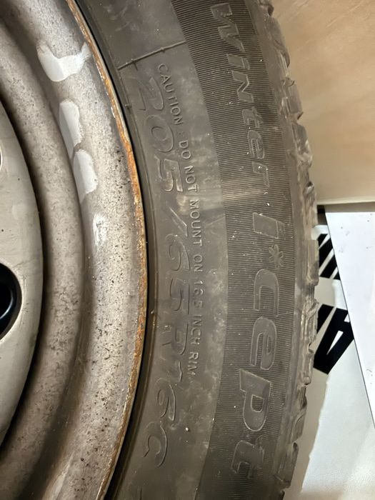 Продавам джанти и зимни гуми за бус HANKOOK i cept 205 65 16 c
