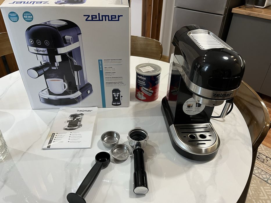Кофемашина Zelmer ZCM7295