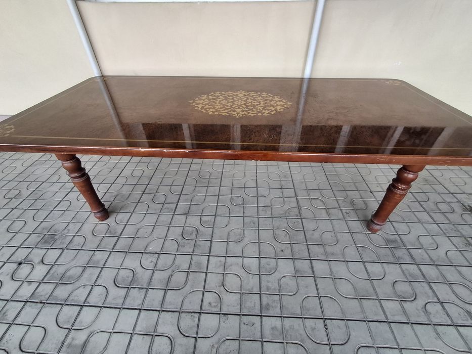 Стол стул срочно продаётся