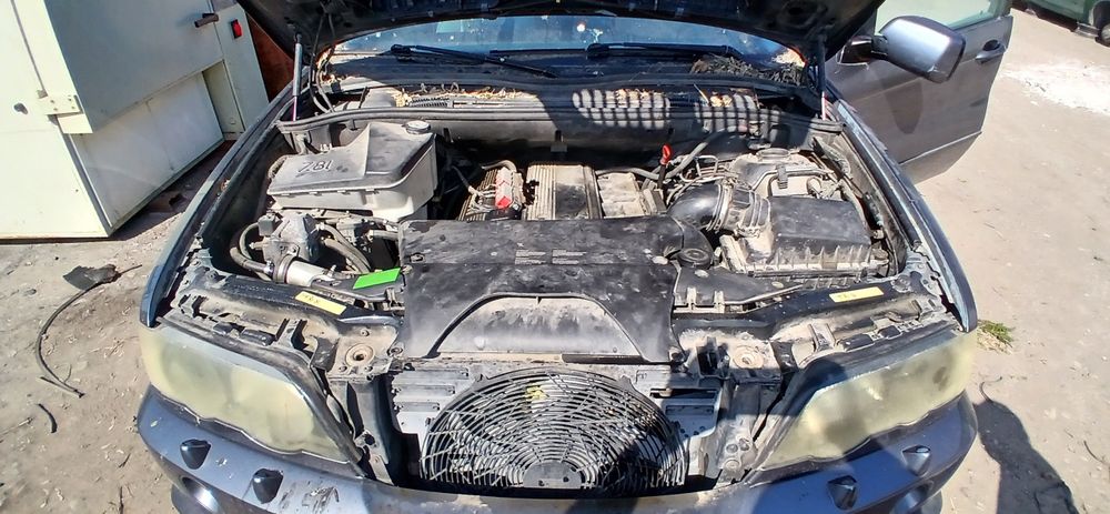Bmw x5 3.0i  2004