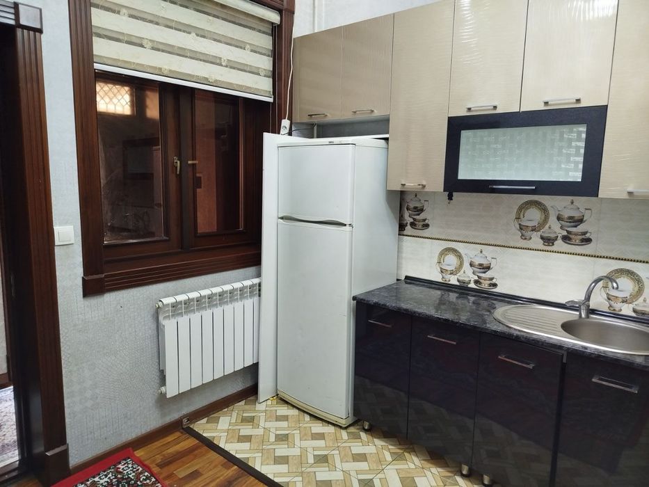 Продам дом Хасанбой улАхроробод 2соток 4комнаты