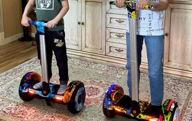 продается гироскутер два вида