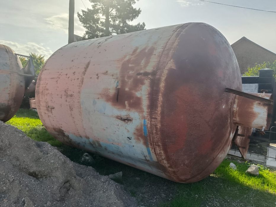 Ёмкости бочки цистерны резервуар