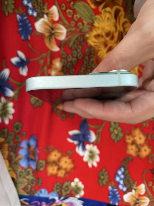 Iphone 15 128gb 82%аккум
