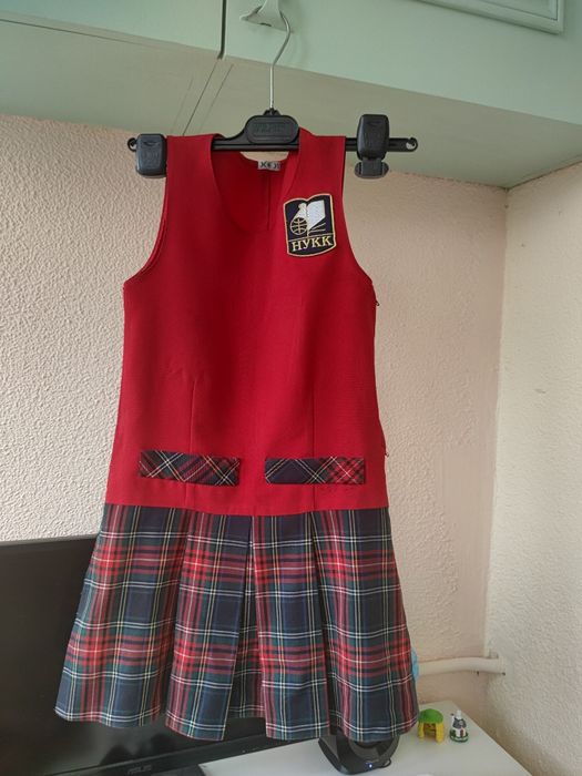 НУКК Униформи Италиански лицей