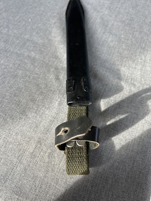 Щик за АК47 чисто нов