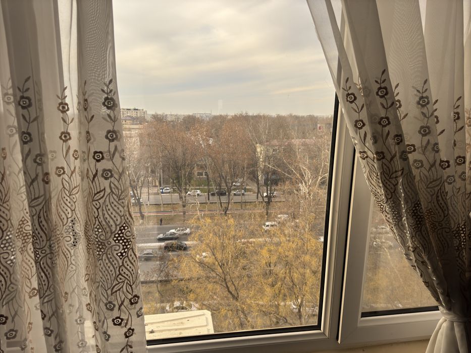 Хамза, Новза метрода  3 хонали уй сотилади.