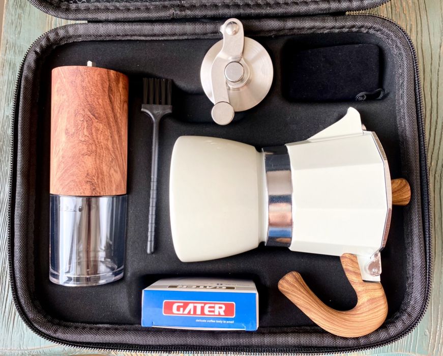 Кофеварка гейзерная подарочный набор