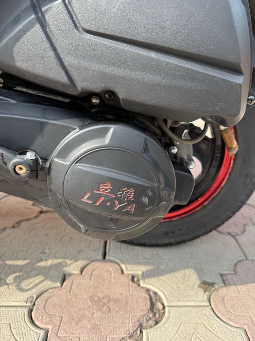 Срочно Продам мопед м8 про