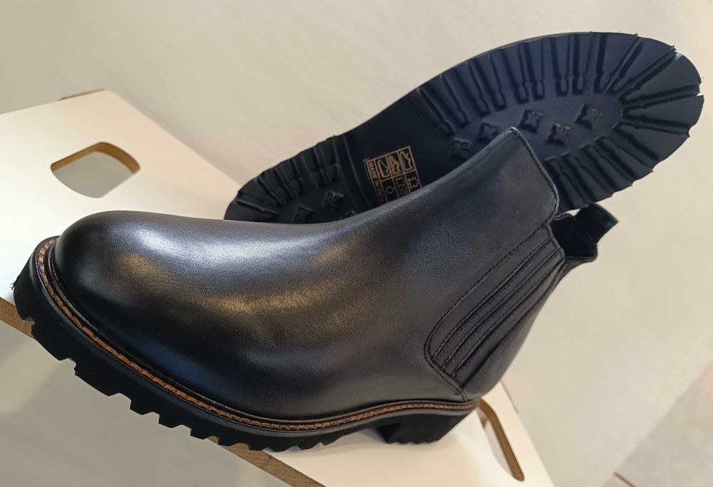 Ghete chelsea 39 plain toe Cafe NOIR NOI piele naturala moale