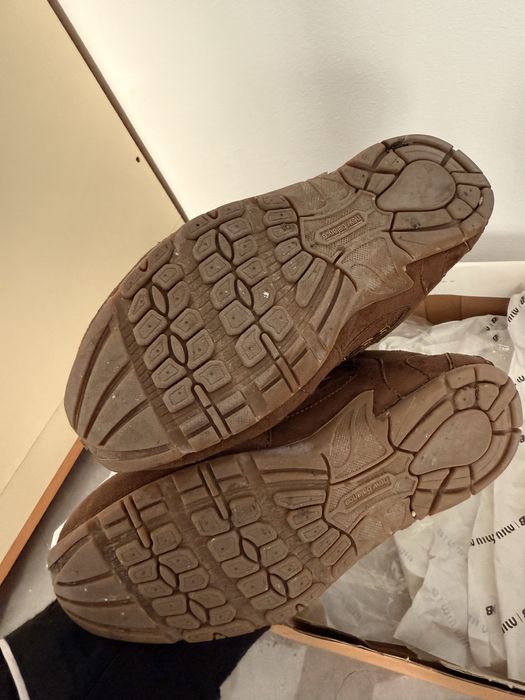 Vand pantofi New Balance & Miu Miu