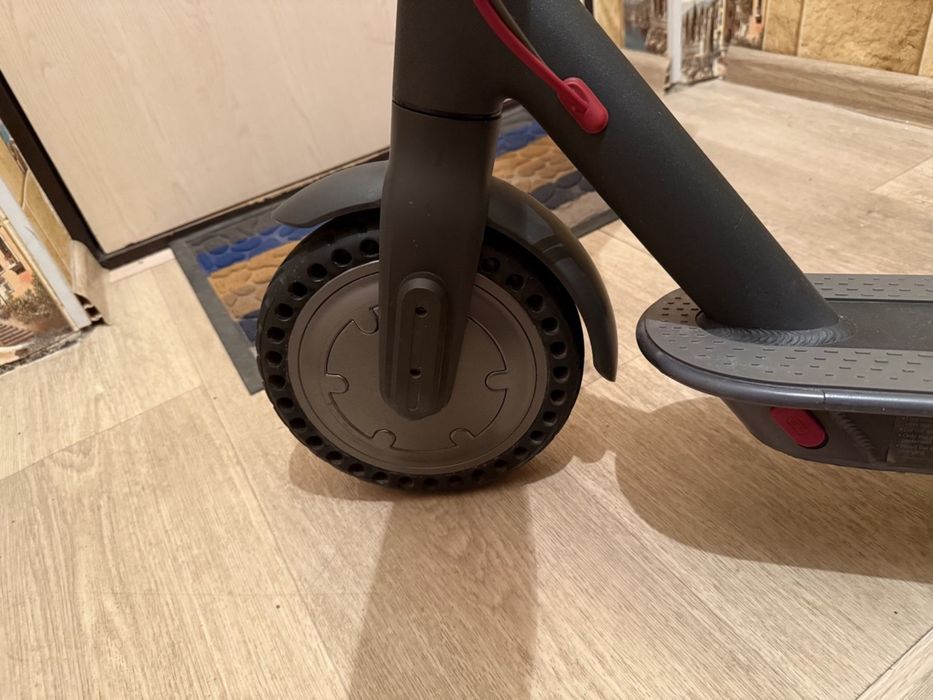 Электросамокат Xiaomi M365