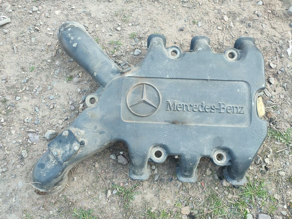 Паук на Мерседес Актрос