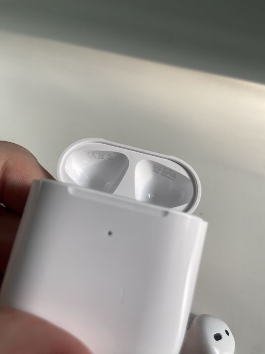 Apple AirPods 2 оригинал