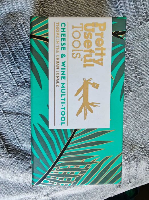 Мултифункционално ножче за сирена и вино