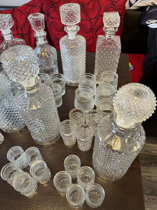 Гарафа с чаши. Ретро бутилки/шишета за алкохол