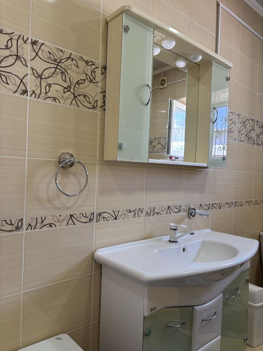 Мебель для ванной шкаф раковина