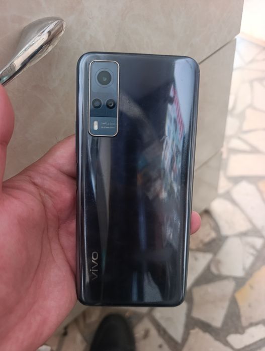 Vivo Y31. 128gb.