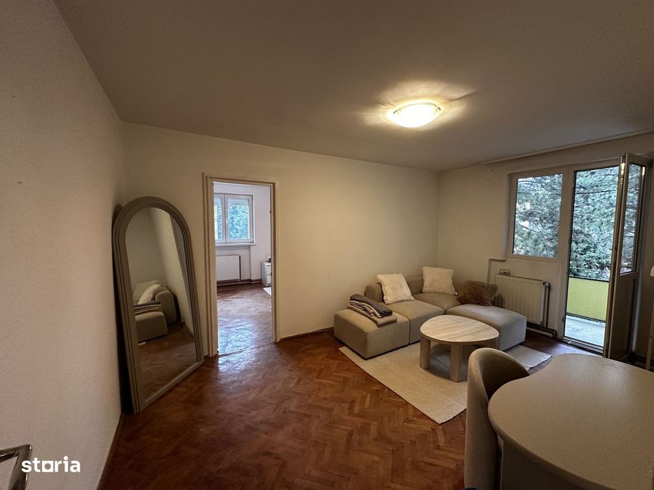 Apartament 2 camere modernizat / Etaj intermediar / Aleea Săvinești