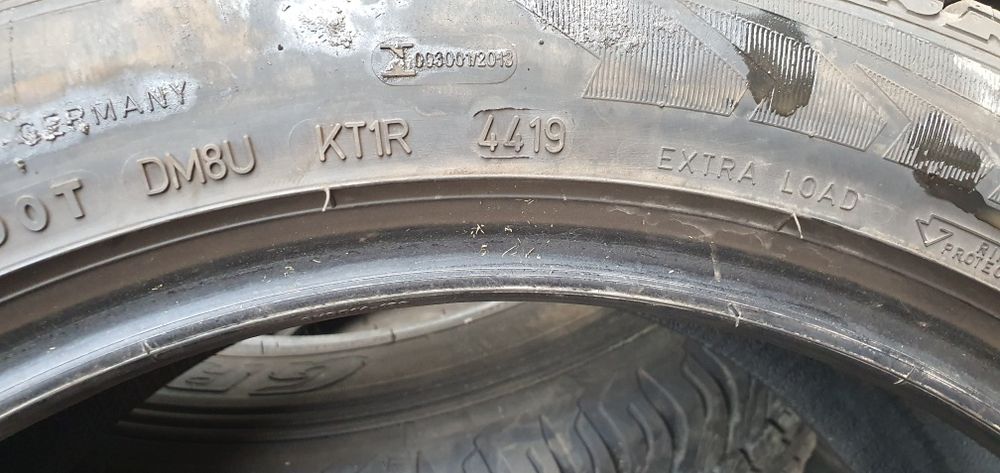 Гуми 4бр 245/45/18 - 1бр -- 125лв