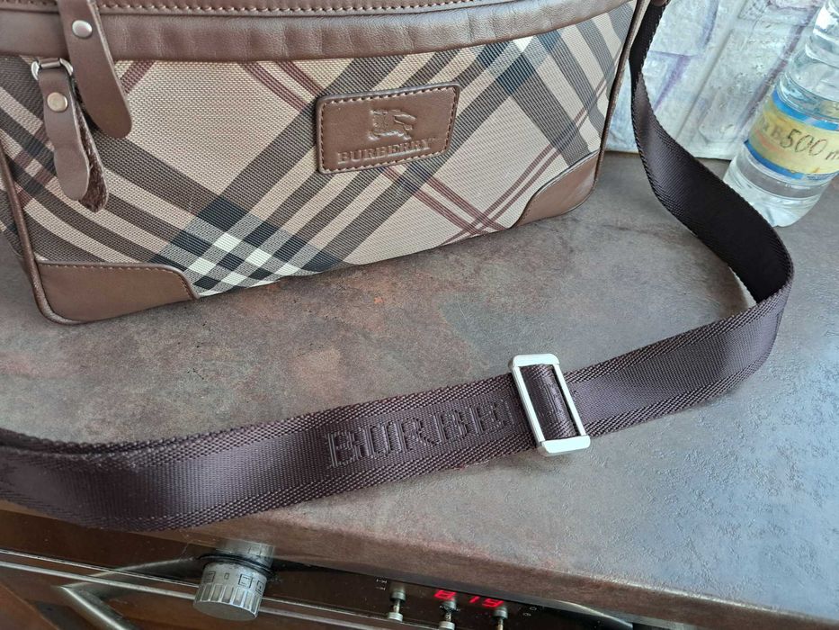 мъжка чанта Burberry,кафява карирана чанта-естествена кожа