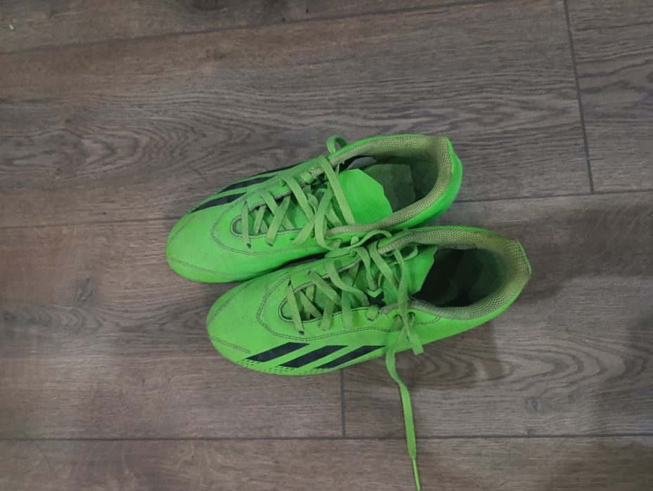 Бутонки за естествена й изкуствена трева номера 42,38,39