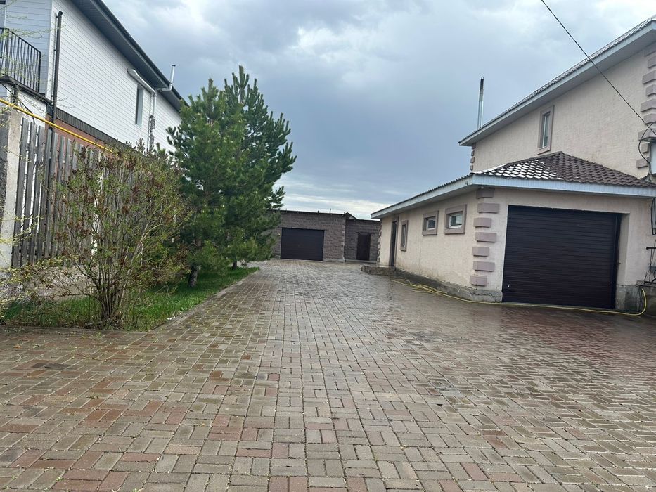 Коттедж 260 кв.м продам п.Караоткель