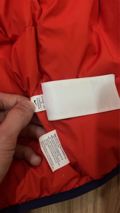Vestă Nike puffer – Roșu & Bleumarin – M