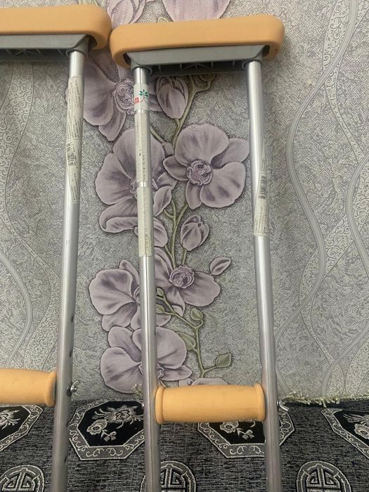 Кастыли подмышечные