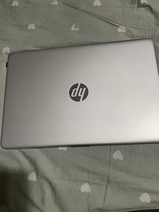 Notebook i3 hp juda zor xolatda yangi ishlatilgan tg murodov7767