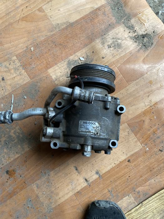 Продам компрессор кондиционера Хонда Срв