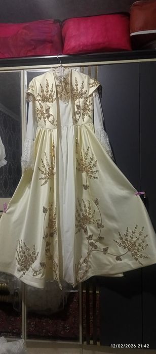 Ayollar Koylakgi sotiladi