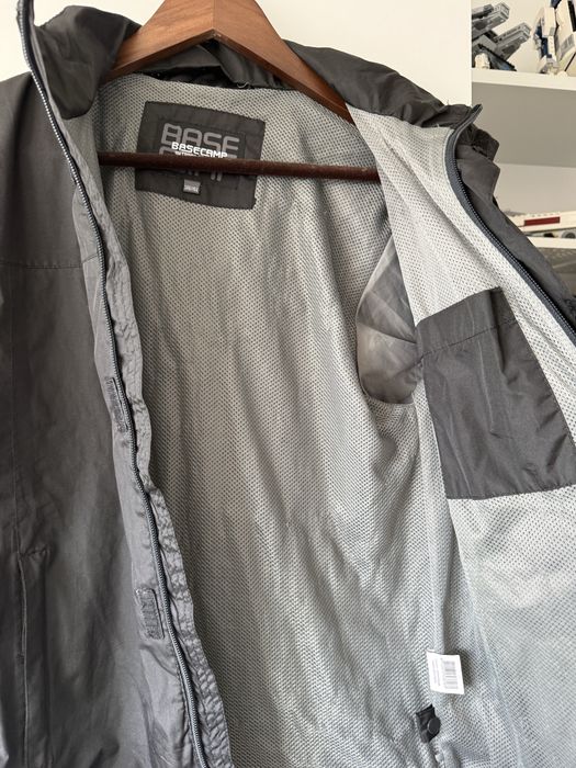 Дестко яке тип ветровка Basecamp
