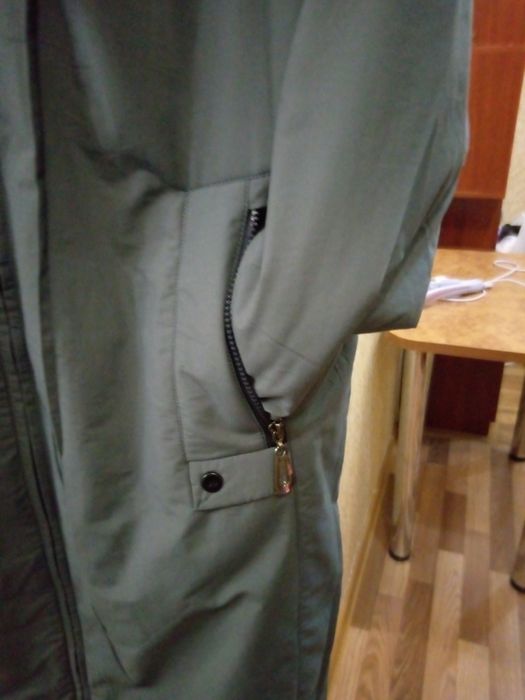 Продам новые зимние куртки