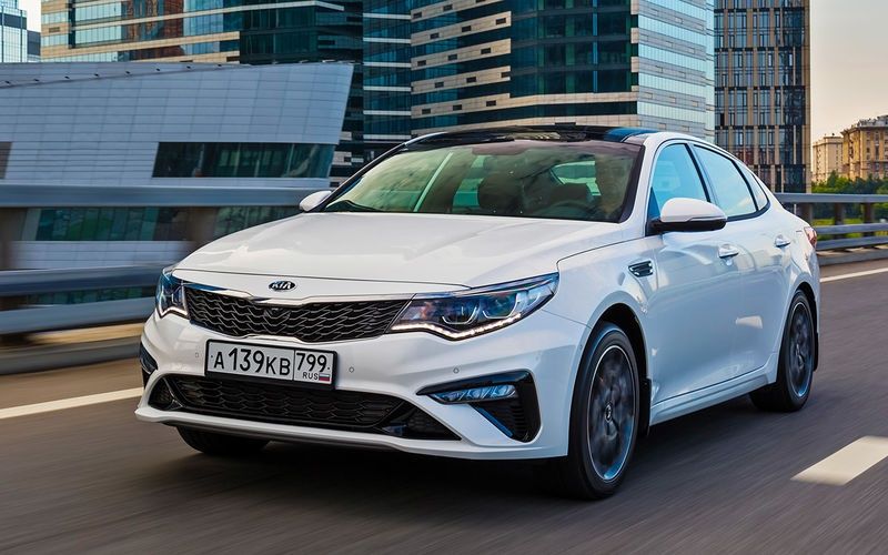 Бампер передний kia optima 2016/2018 год