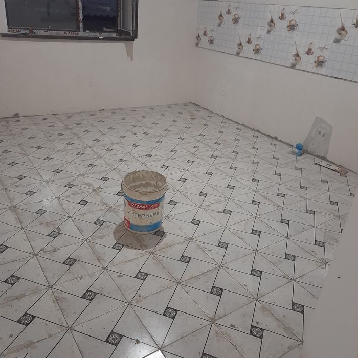 Укладка кафелья Потолок пластик.