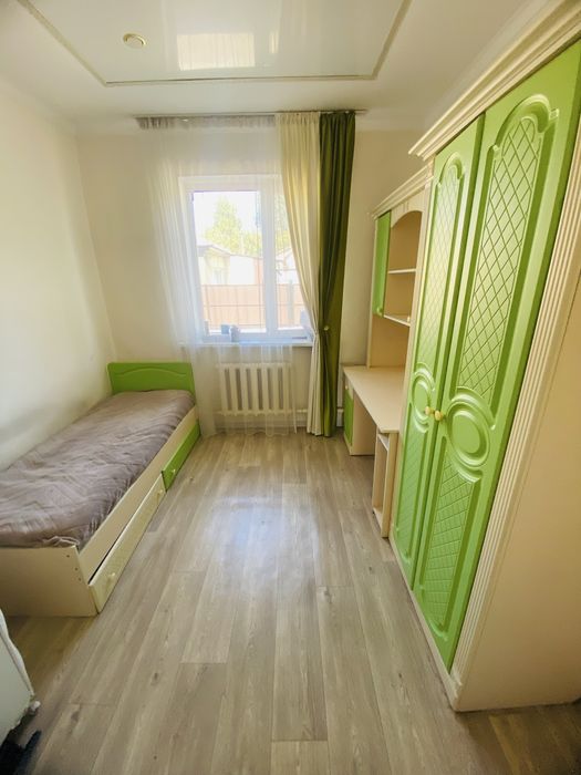 Продам детскию спальную гарнитуру